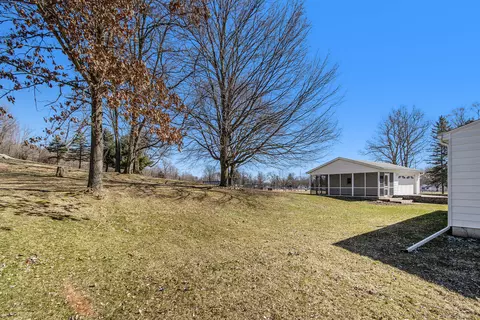 800 Circle Dr, Augusta, MI 49012 photo 22