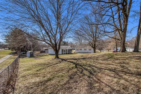 800 Circle Dr, Augusta, MI 49012 photo 21