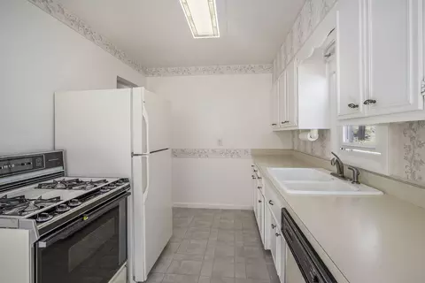 800 Circle Dr, Augusta, MI 49012 photo 7
