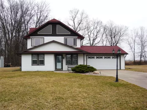 753 Tomahawk Trl, Coldwater, MI 49036
