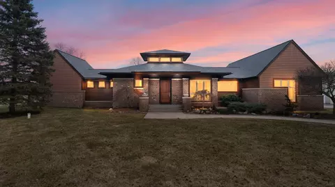 7273 Dell Rd, Saline, MI 48176