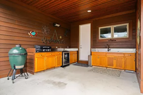 Exterior - 7273 Dell Rd, Saline, MI 48176 photo 15 of 29