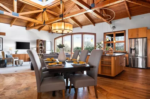 Dining - 7273 Dell Rd, Saline, MI 48176 photo 3 of 4