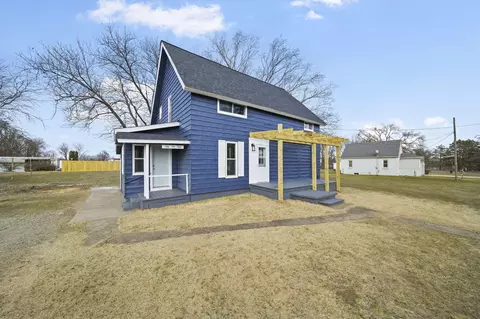 5650 Trailer Park Dr, Jackson, MI 49201