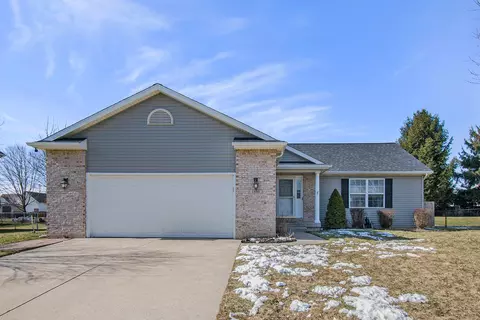 1885 Mockingbird Ln, Holt, MI 48842