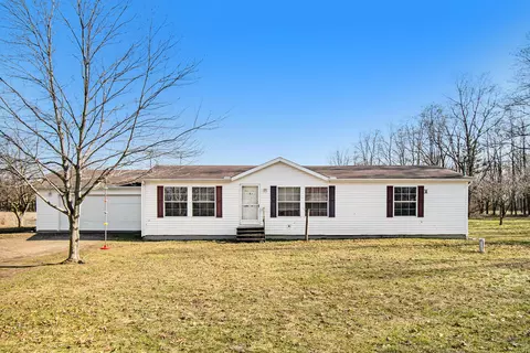 71095 Big Hill Rd, Sturgis, MI 49091