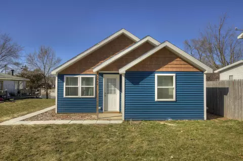5042 Walsh Dr, Brighton, MI 48114