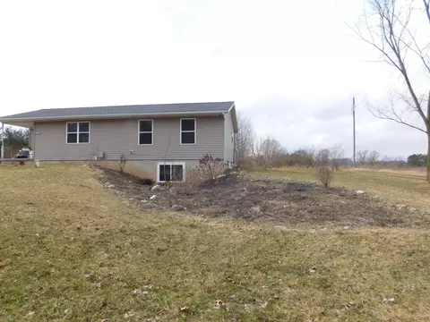 4546 Badger Rd, Lyons, MI 48851 photo 2