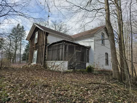 25484 60 12 St, Bangor, MI 49013