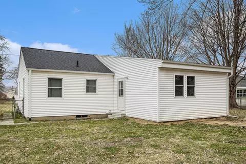 983 Upton Ave, Springfield, MI 49037 photo 15