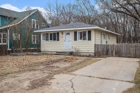 2638 Leboeuf St, Norton Shores, MI 49441