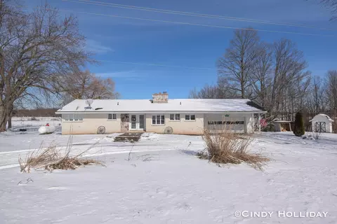 21440 19 Mile Rd, Big Rapids, MI 49307