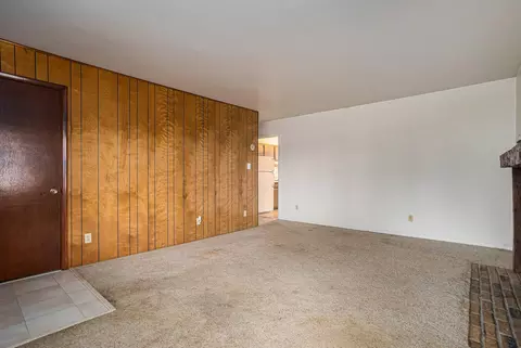 1029 Diane Dr, Colon, MI 49040 photo 3