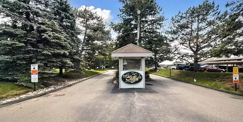1741 Cliffs Lndg #201 F, Ypsilanti, MI 48198