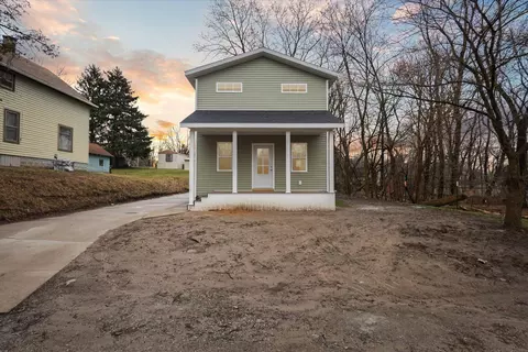 452 Price St, Ionia, MI 48846