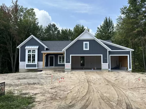 1531 Browning Dr, Walker, MI 49534 photo 2