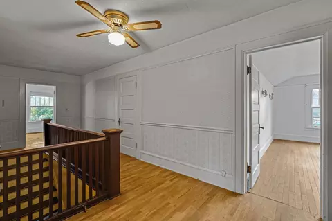 Entry Way - 311 S Thompson St, Jackson, MI 49203 photo 4 of 4