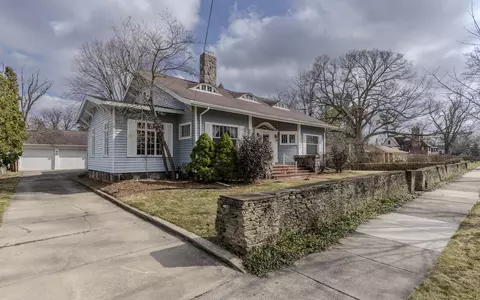 Exterior - 311 S Thompson St, Jackson, MI 49203 photo 3 of 12
