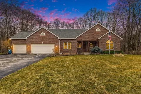 5974 Back Forty Dr NE, Belmont, MI 49306