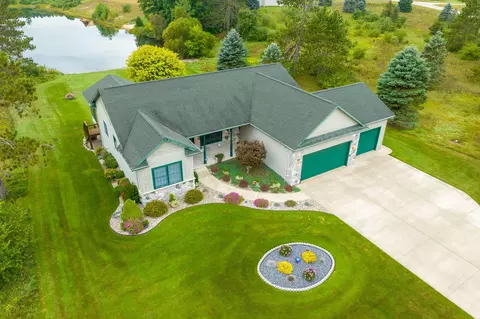 8521 Mulberry Ct, Canadian Lakes, MI 49346