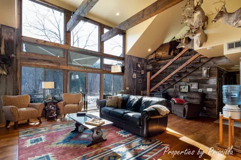Living - 2992 E Upper Field Trl, Newaygo, MI 49337 photo 2 of 3