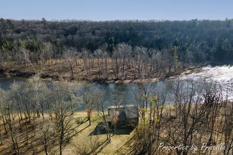 View/Area - 2992 E Upper Field Trl, Newaygo, MI 49337 photo 5 of 14