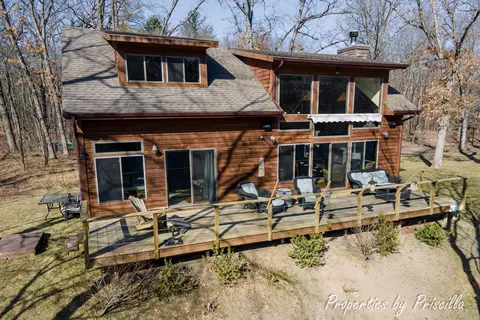 Exterior - 2992 E Upper Field Trl, Newaygo, MI 49337 photo 2 of 20