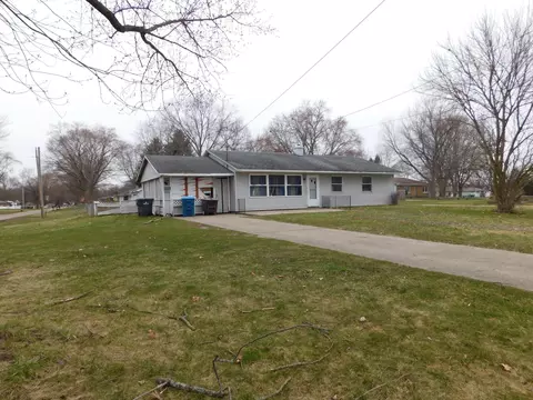 4209 Nazareth Rd, Kalamazoo, MI 49004
