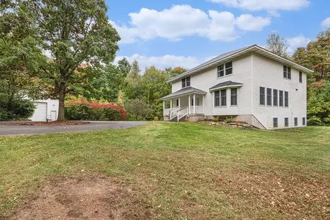 Exterior - 13175 Strotheide Rd NE, Belding, MI 48809 photo 4 of 7