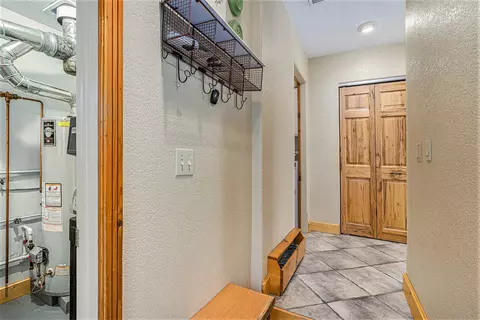 Entry Way - 13752 Edgewater Dr, Gregory, MI 48137 photo 2 of 2