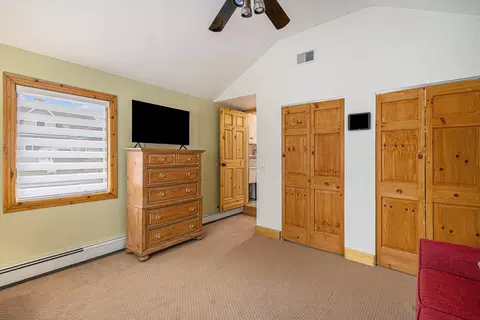 Bedroom - 13752 Edgewater Dr, Gregory, MI 48137 photo 7 of 9