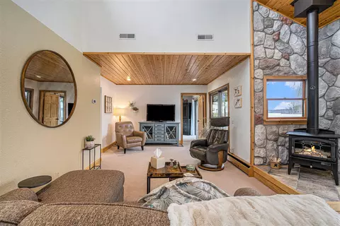 Living - 13752 Edgewater Dr, Gregory, MI 48137 photo 3 of 5