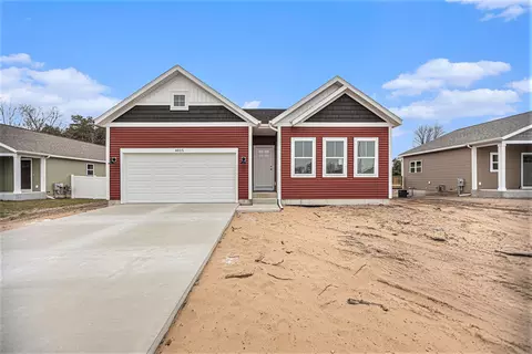 6015 N Bear Den Trl, Muskegon, MI 49444