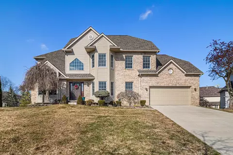 1816 High Pointe Ln, Ann Arbor, MI 48108