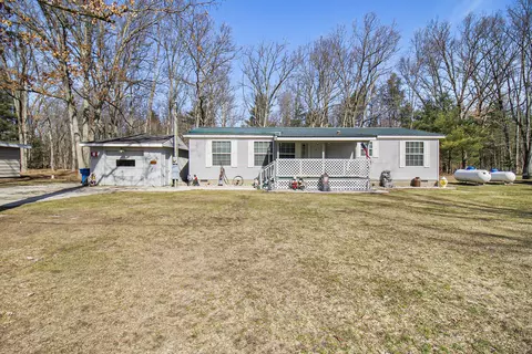 10514 Caberfae Hwy, Manistee, MI 49660