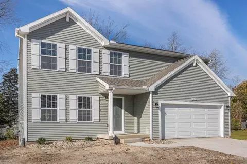 2756 Blooming Bud Ln, Kentwood, MI 49508