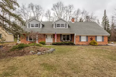 9005 Pepperidge Ct, Plymouth, MI 48170