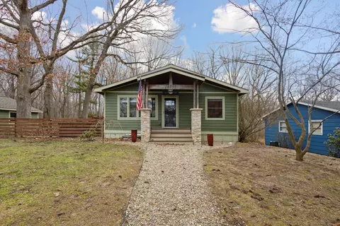 18753 Parkview Dr, New Buffalo, MI 49117