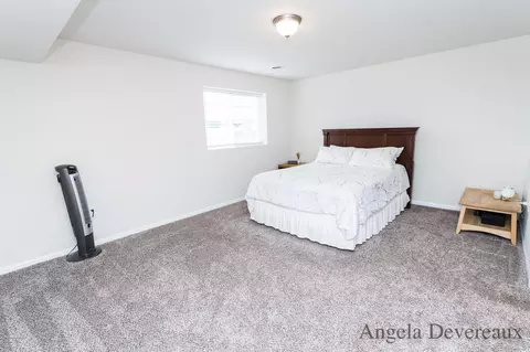 Bedroom - 13815 E Harmony Ct, Sparta, MI 49345 photo 8 of 9