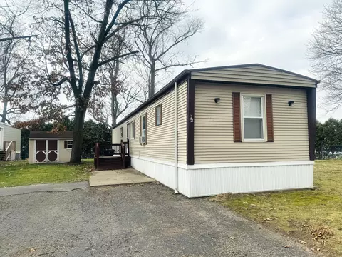 2330 E Main St #94, Niles, MI 49120