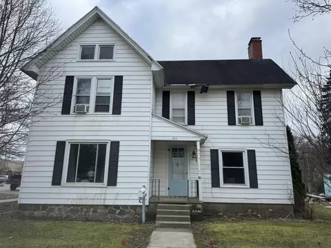 503 Trowbridge St, Allegan, MI 49010