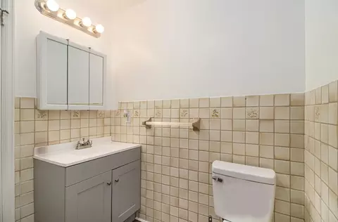 Bath - 12204 Monroe Rd, Britton, MI 49229 photo 1 of 1