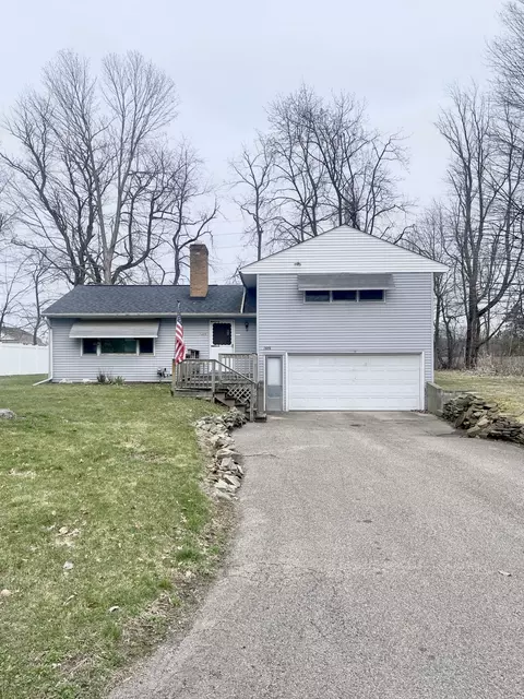 2489 Mansfield St, Kalamazoo, MI 49009