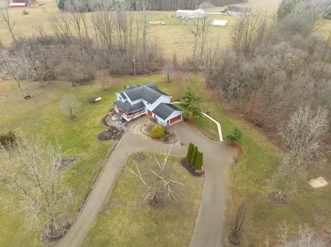 View/Area - 8201 Deblinsue Ln, Jackson, MI 49201 photo 1 of 18