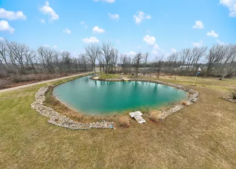 Exterior - 8201 Deblinsue Ln, Jackson, MI 49201 photo 28 of 40