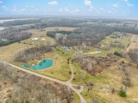 View/Area - 8201 Deblinsue Ln, Jackson, MI 49201 photo 10 of 18