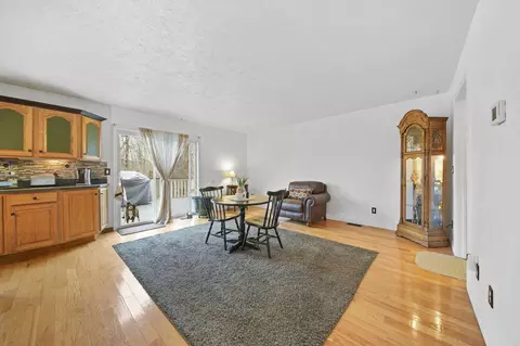 Dining - 8201 Deblinsue Ln, Jackson, MI 49201 photo 1 of 2