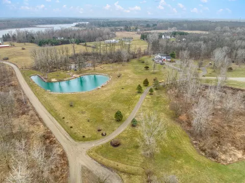 View/Area - 8201 Deblinsue Ln, Jackson, MI 49201 photo 11 of 18