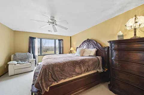 Bedroom - 8201 Deblinsue Ln, Jackson, MI 49201 photo 3 of 9