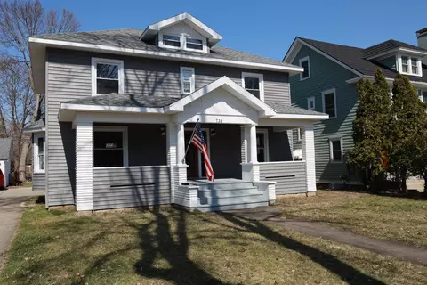 738 Crescent Rd, Jackson, MI 49203